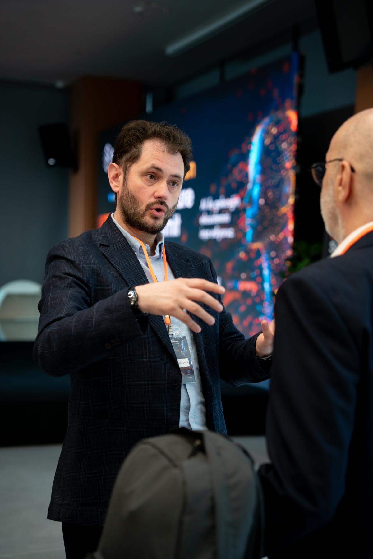 Summit fotoğrafı 4